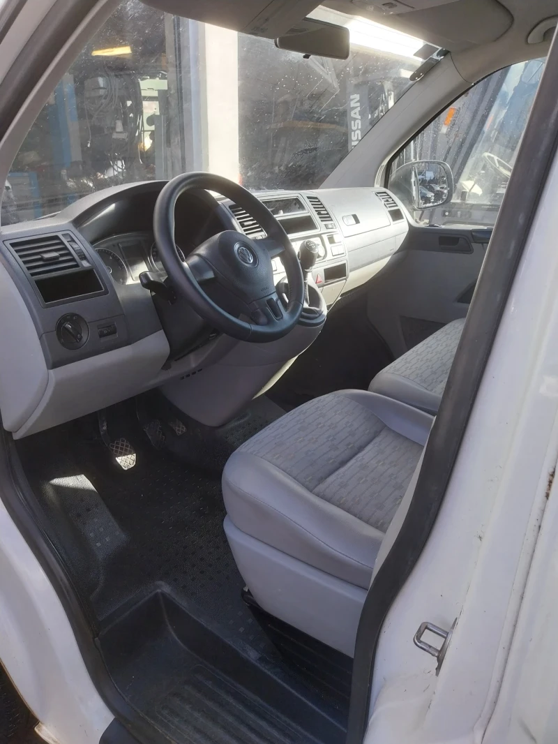 VW Transporter 2.0, снимка 5 - Бусове и автобуси - 48626931