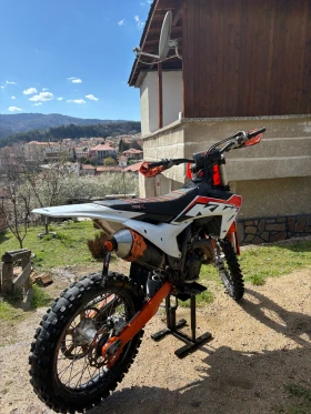 Ktm SX-F Мотора има документи и пет режима на каране, снимка 4