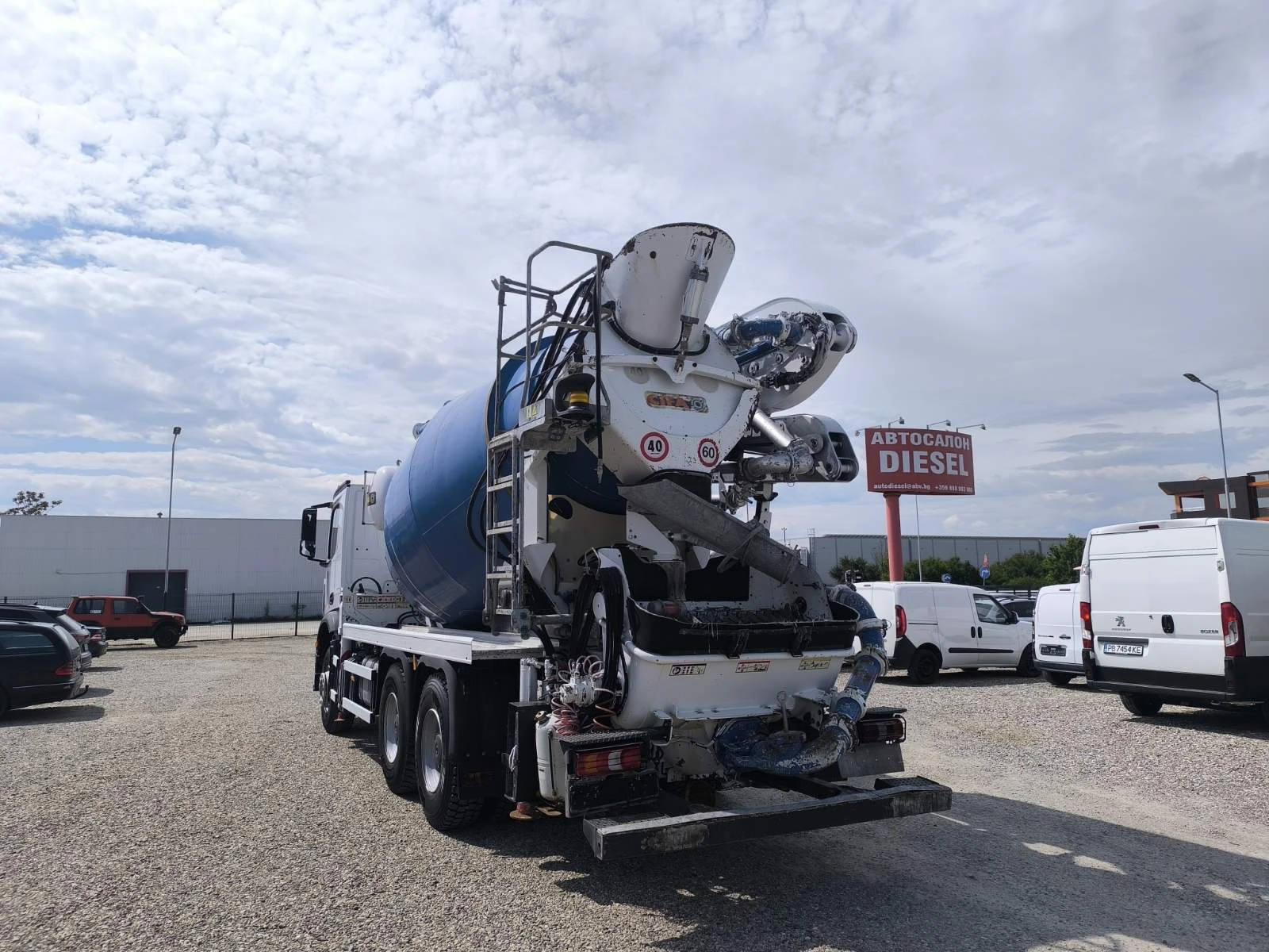 Бетон помпа Mercedes-Benz AROCS 3342 CIFA MK25H - изображение 5