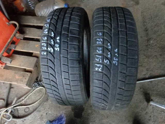 Гуми Зимни 215/60R16, снимка 2 - Гуми и джанти - 20237212