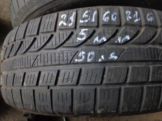 Гуми Зимни 215/60R16, снимка 5 - Гуми и джанти - 20237212