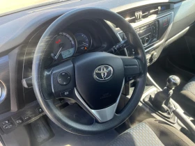 Toyota Auris 1.3, снимка 11