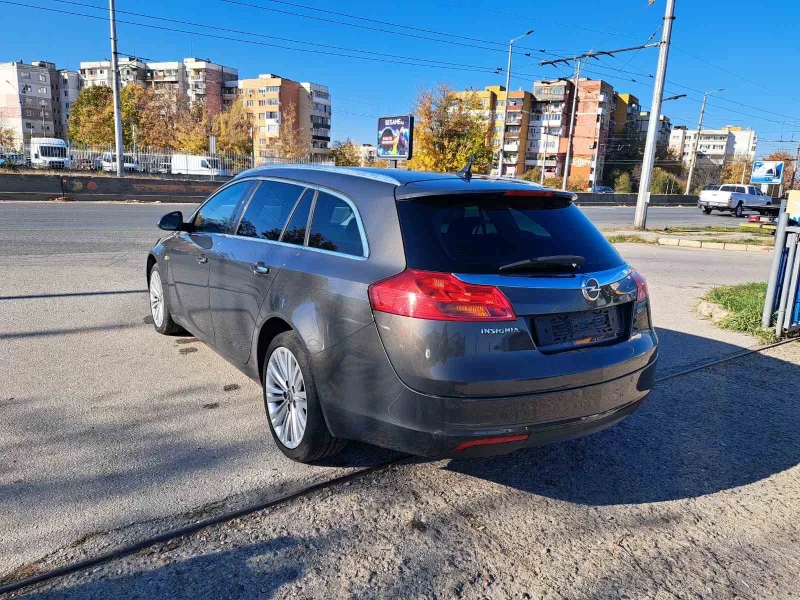 Opel Insignia CDTI, снимка 4 - Автомобили и джипове - 47887413