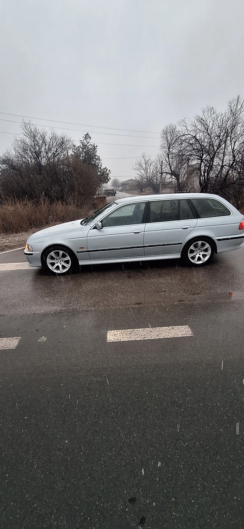 BMW 520 Е39, снимка 3 - Автомобили и джипове - 49238167