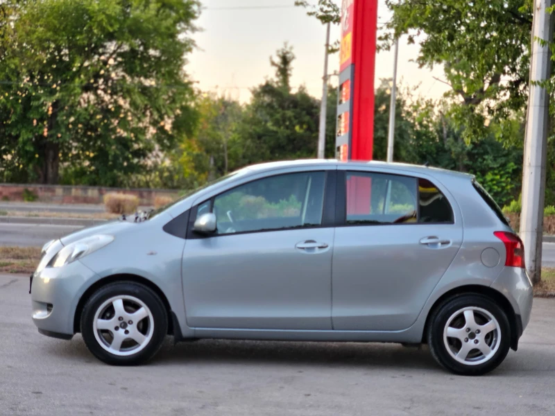 Toyota Yaris 1.3, 87к.с., 155х.км.!!!, снимка 8 - Автомобили и джипове - 51773636
