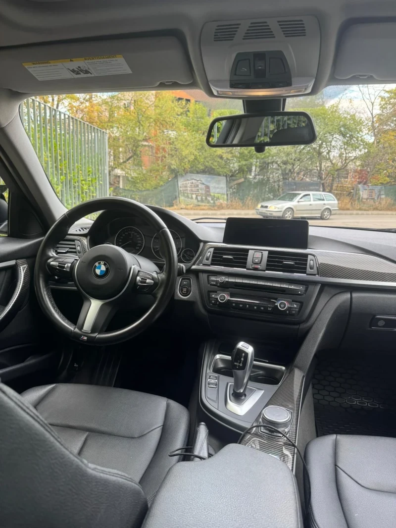 BMW 320 I X Drive, снимка 6 - Автомобили и джипове - 52284552