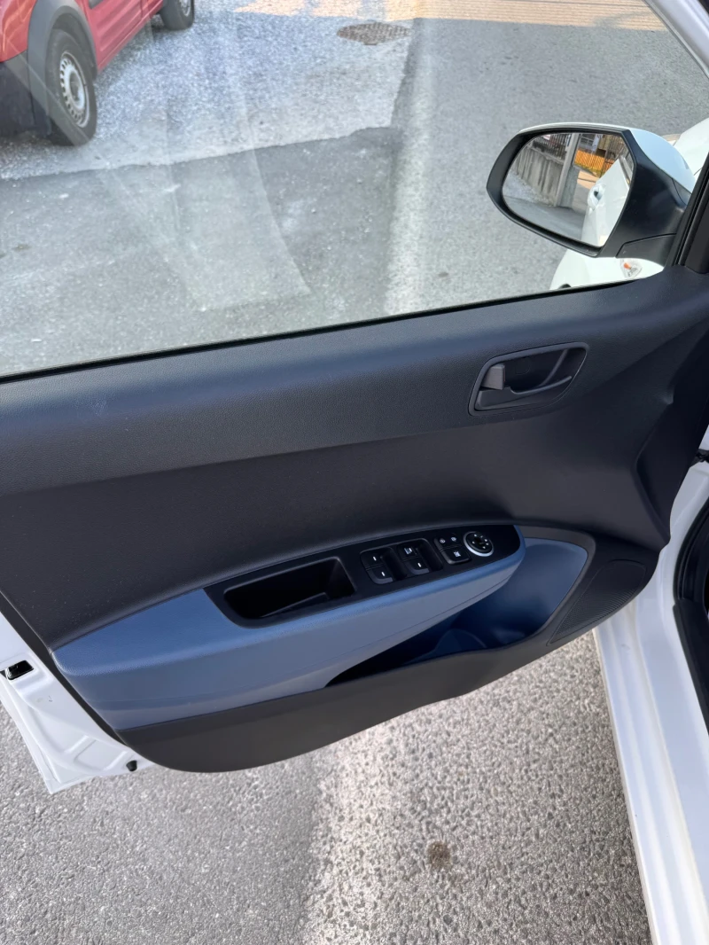 Hyundai I10 Италия, снимка 8 - Автомобили и джипове - 52327628