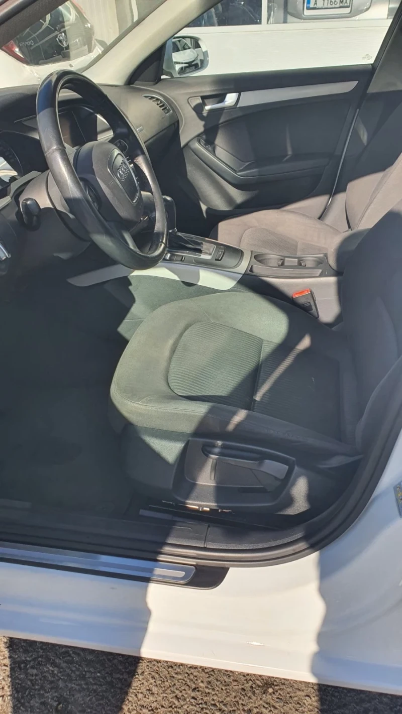 Audi A4 2.0TDI , снимка 8 - Автомобили и джипове - 52133093