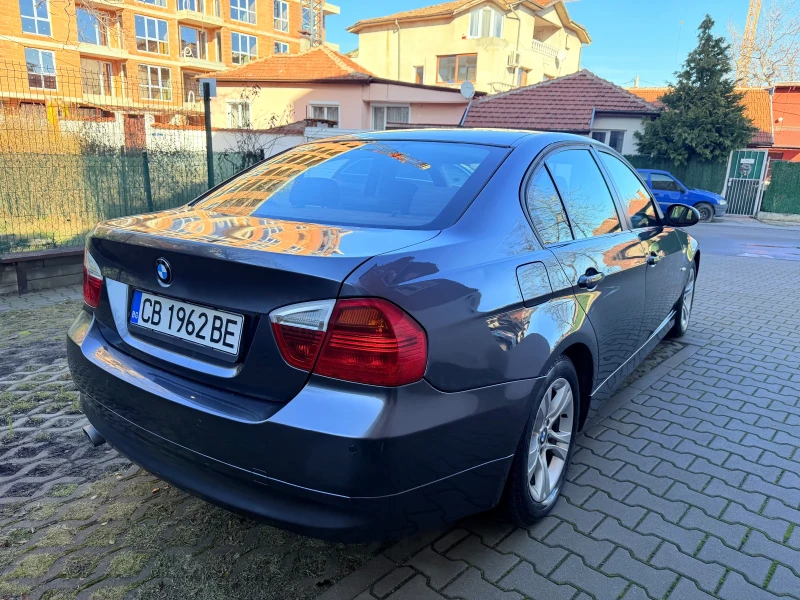 BMW 320 2007 г. 2.0 Дизел 163кс Автоматик  , снимка 4 - Автомобили и джипове - 53114270