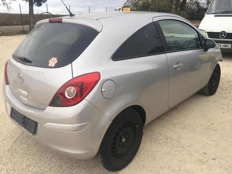 Opel Corsa 1.2i, 1.3cdti 3 броя, снимка 2 - Автомобили и джипове - 23379955