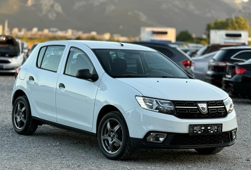 Dacia Sandero 1.0i 75к.с * Климатик* - 10900 лв. - 68924760 1