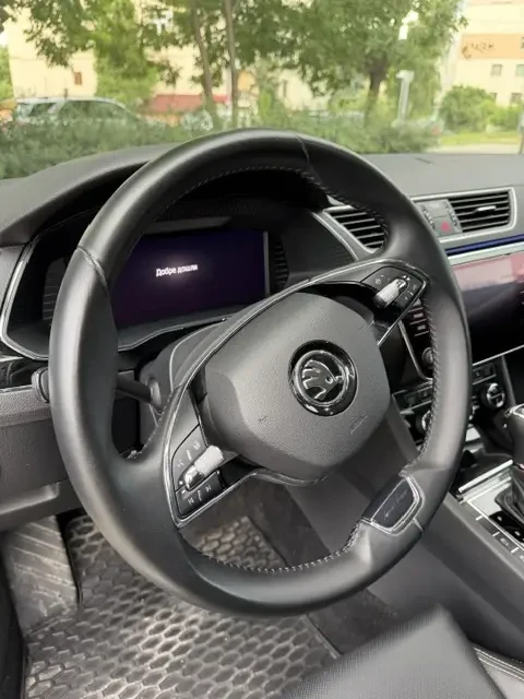 Skoda Superb, снимка 13 - Автомобили и джипове - 54886692