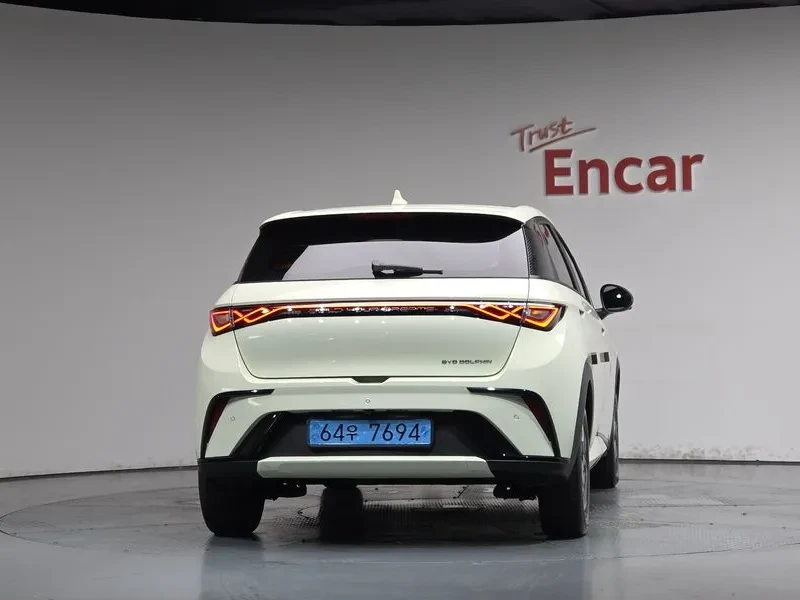 BYD Dolphin САМО 30% АВАНС, снимка 3 - Автомобили и джипове - 56223363
