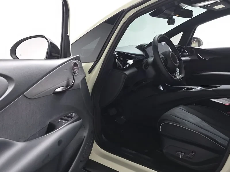 BYD Dolphin САМО 30% АВАНС, снимка 9 - Автомобили и джипове - 56223363
