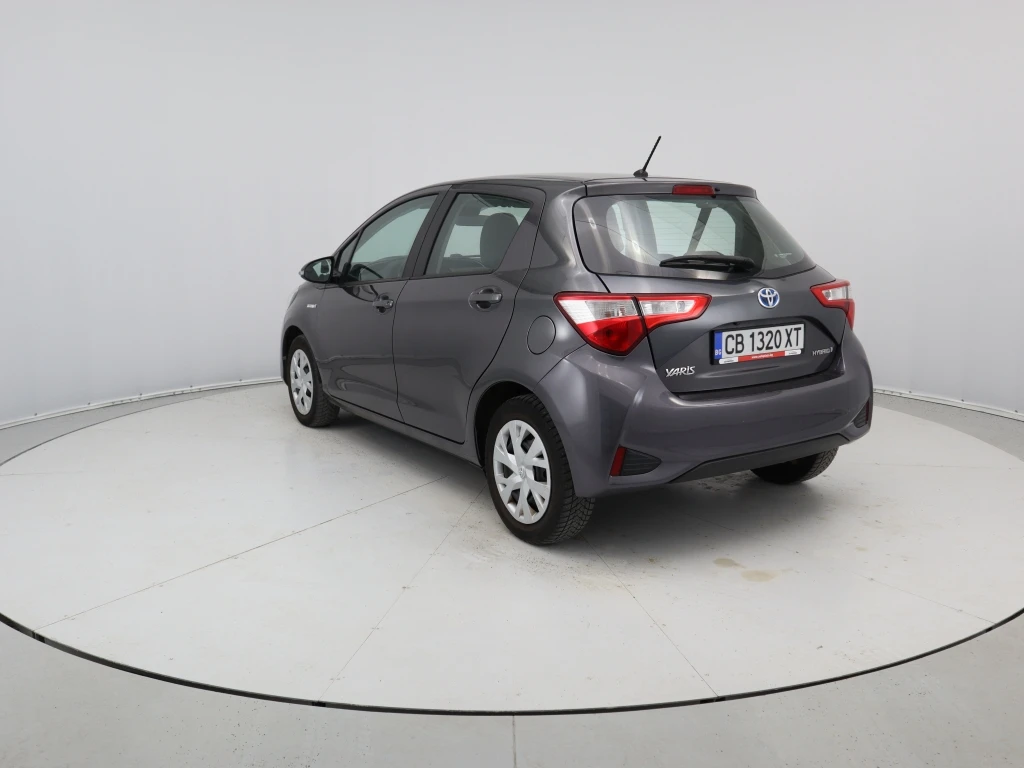 Toyota Yaris  - изображение 6