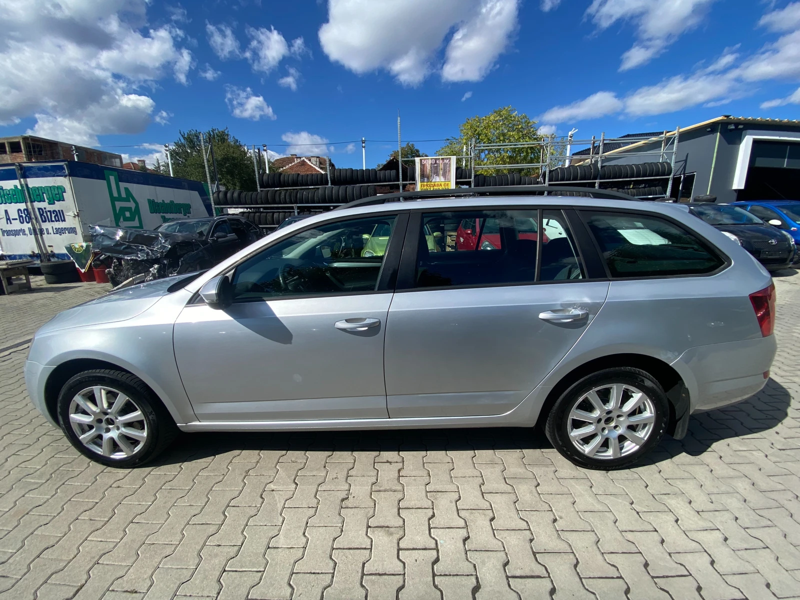 Skoda Octavia 1.6tdi 4x4 105к.с - изображение 2