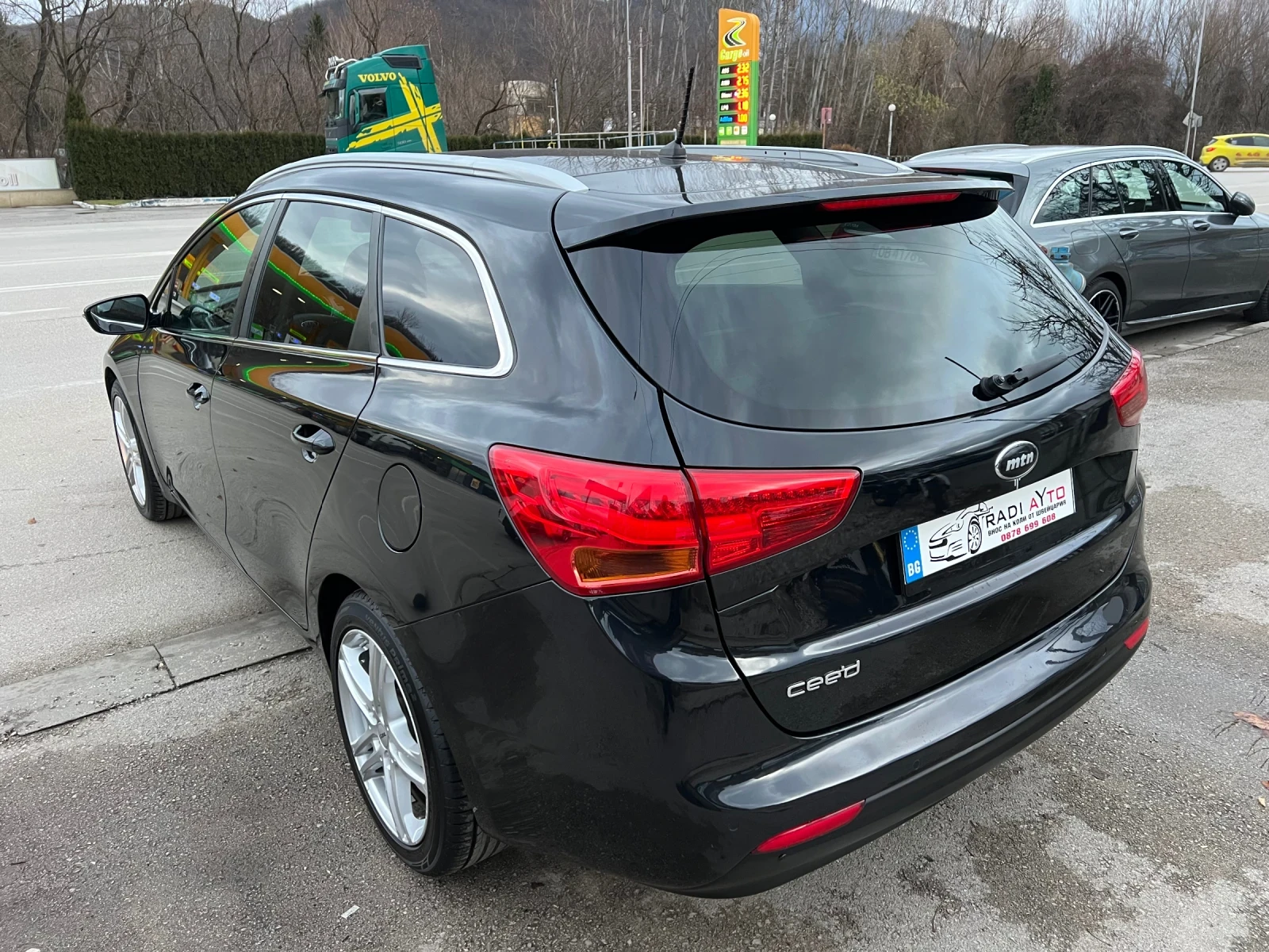 Kia Ceed 1.6i 2015г ШВЕЙЦАРИЯ - изображение 4