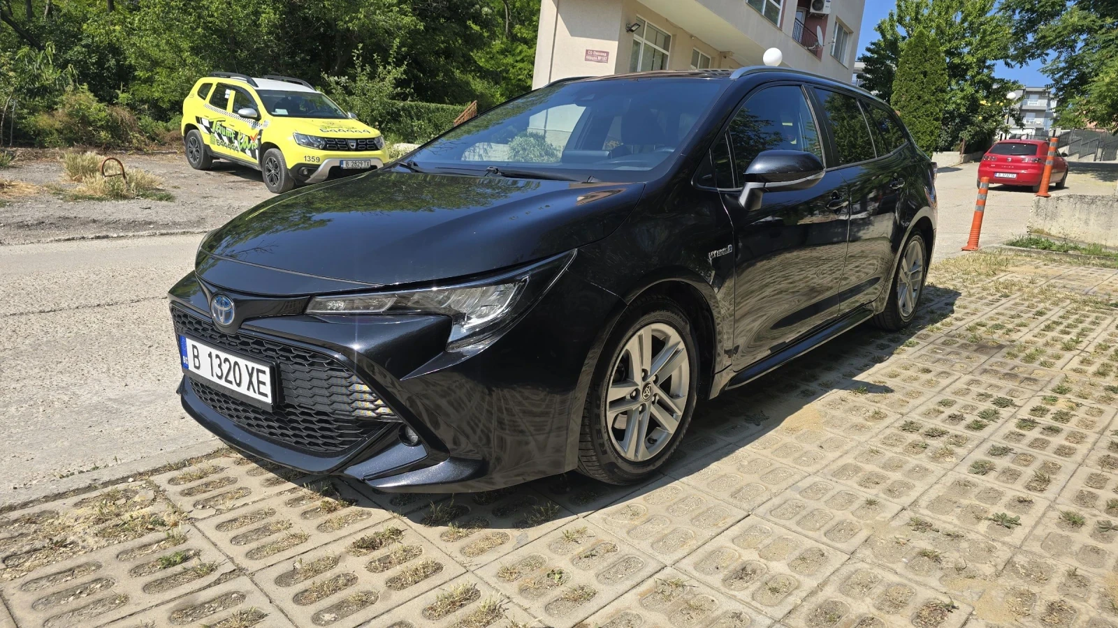 Toyota Corolla 1.8 Hybrid - изображение 2