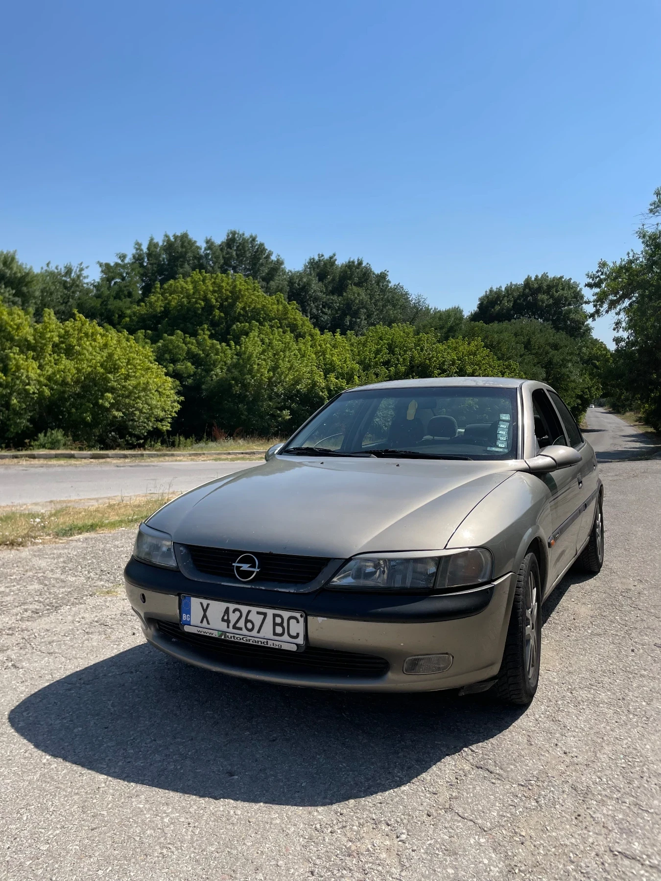 Opel Vectra 2.0 - изображение 2