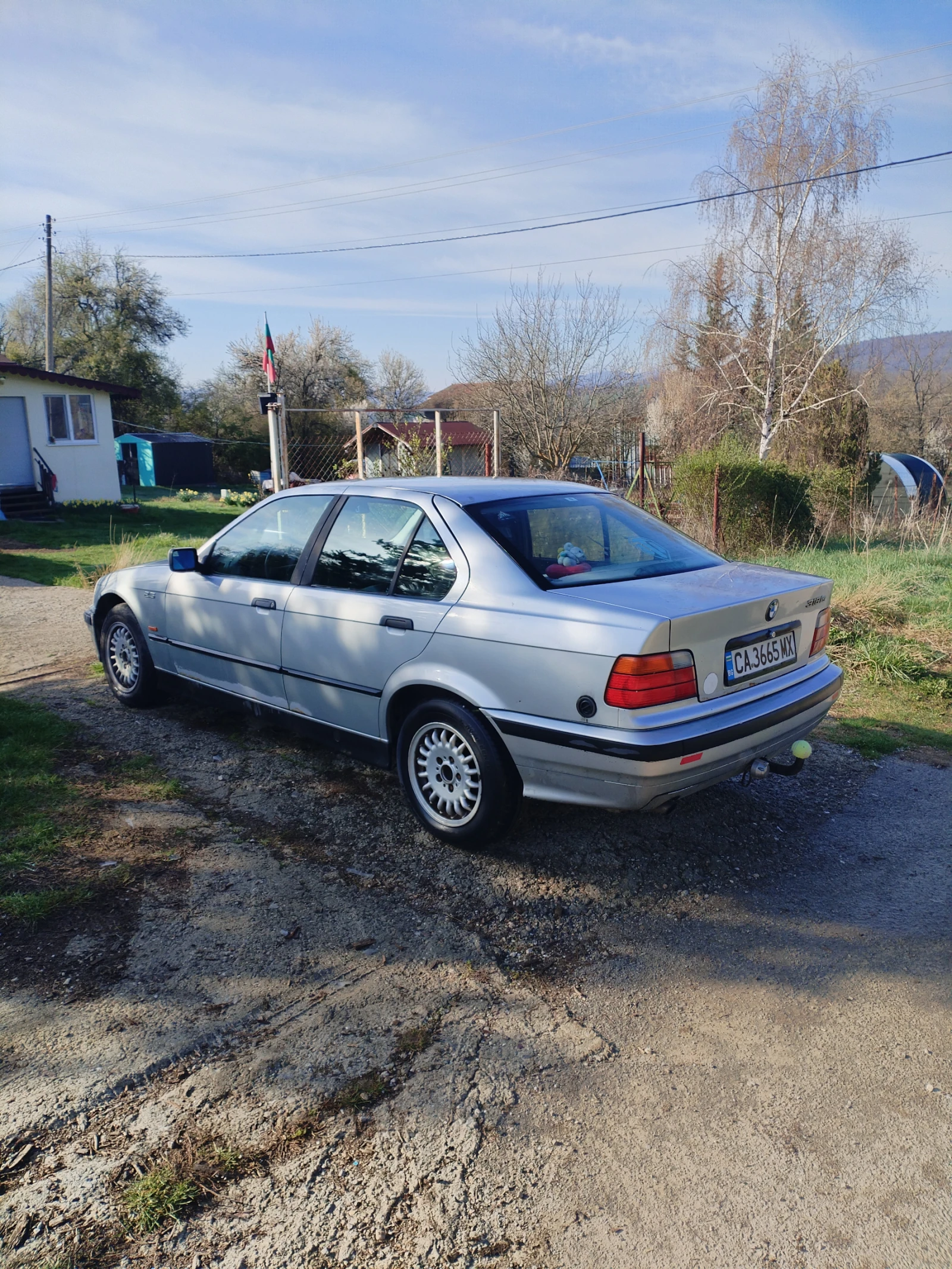 BMW 318  - изображение 2