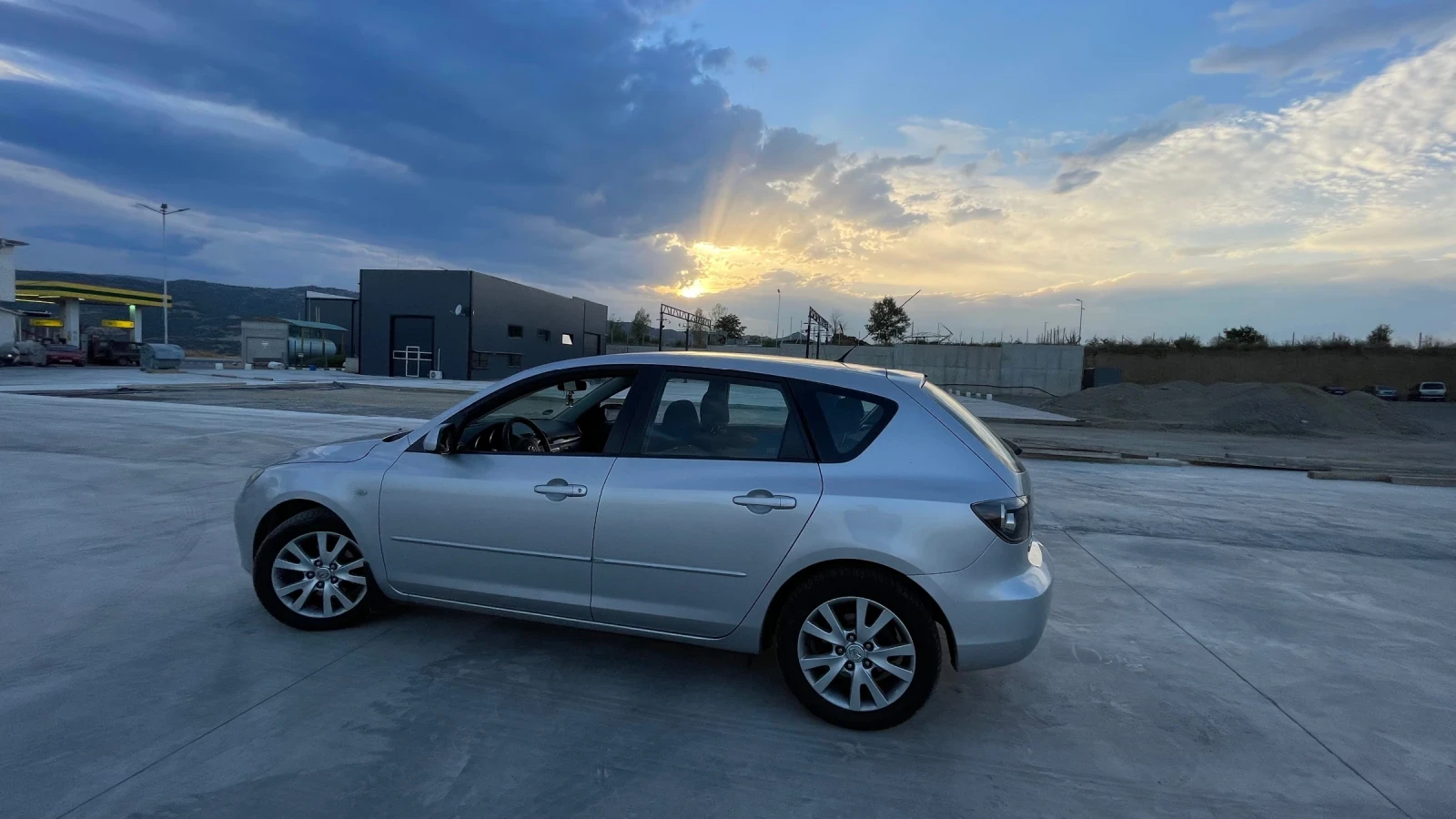 Mazda 3  - изображение 5