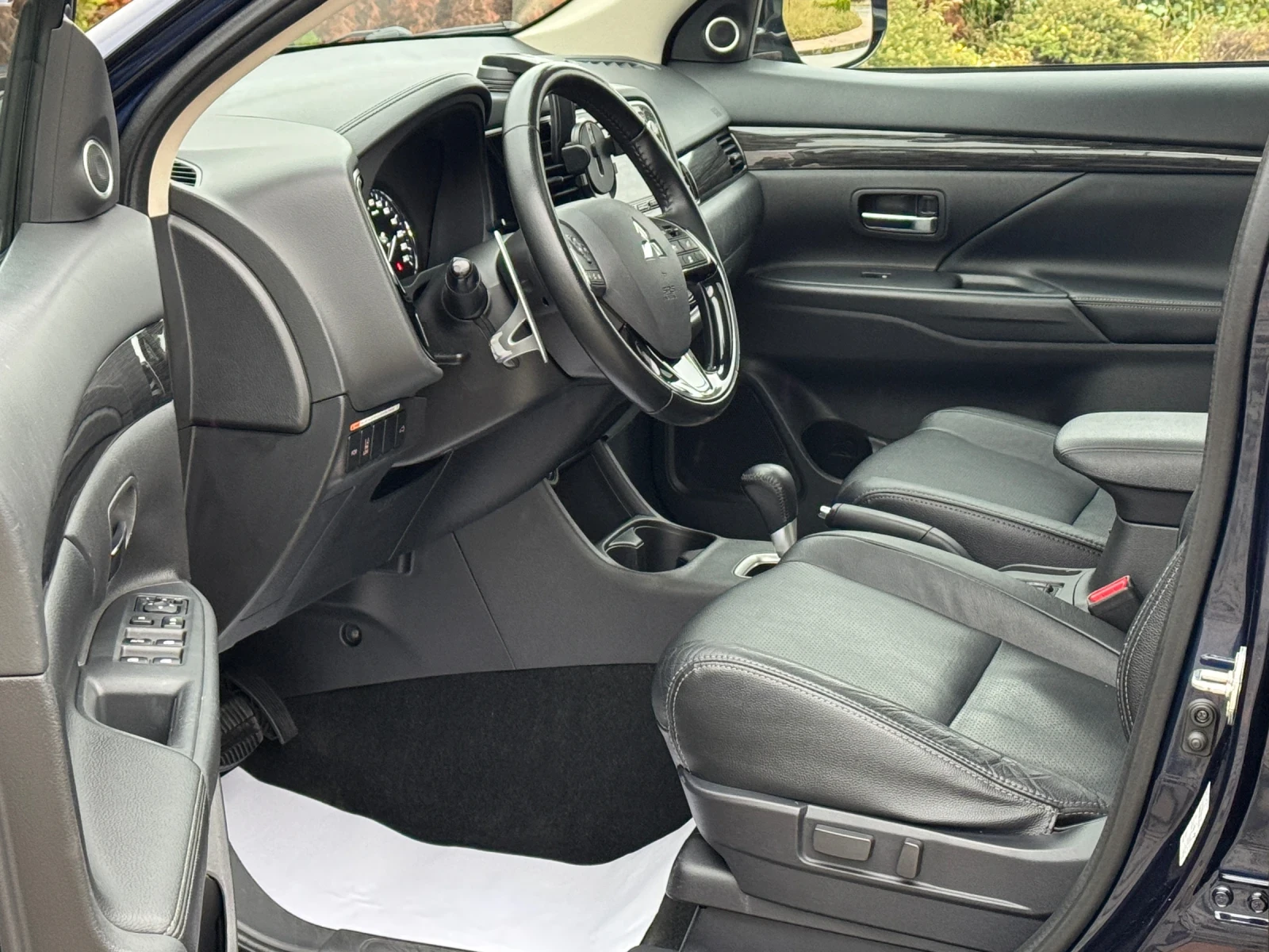 Mitsubishi Outlander Facelift-КОЖА-ПОДГРЕВ-КАМЕРА-186Х.КМ-УНИКАЛНА-ТОП! - изображение 9