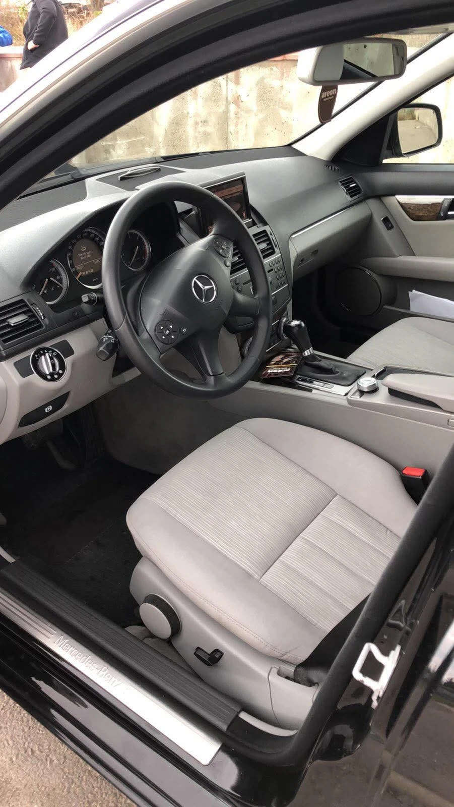Mercedes-Benz C 220  - изображение 5