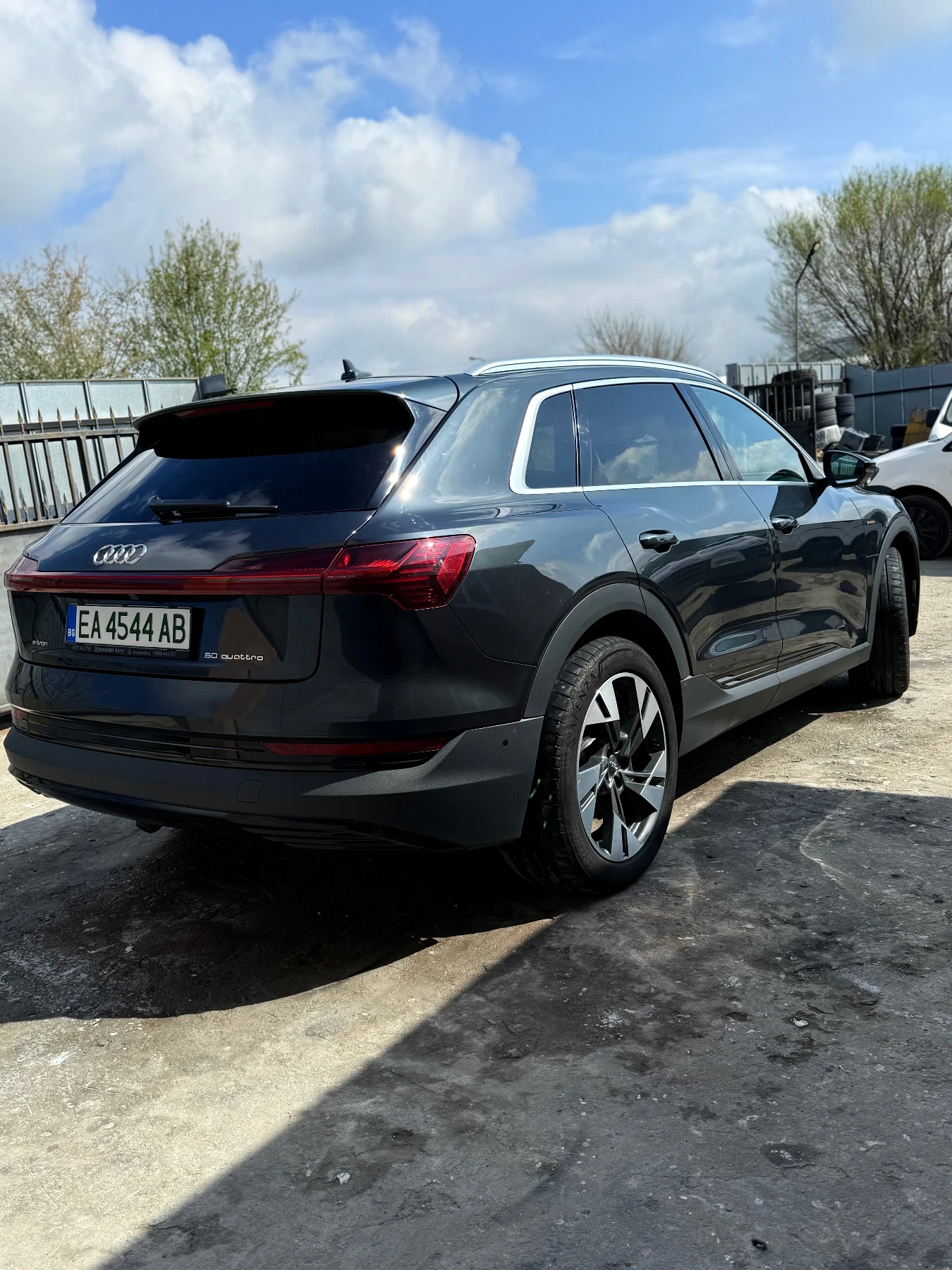 Audi E-Tron 50 quatro S-Line | Mobile.bg   6