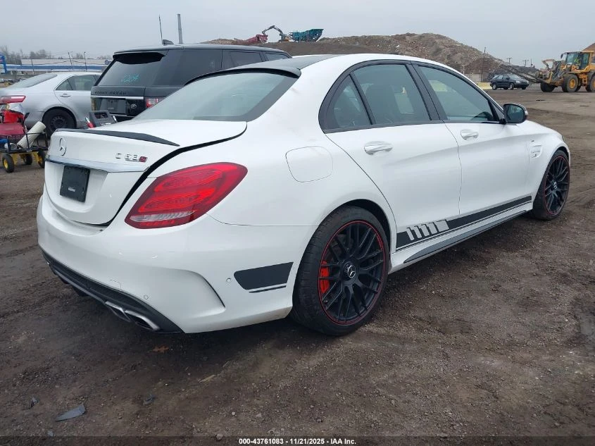 Mercedes-Benz C 63 AMG 2015 MERCEDES-BENZ C 63 AMG S - изображение 9