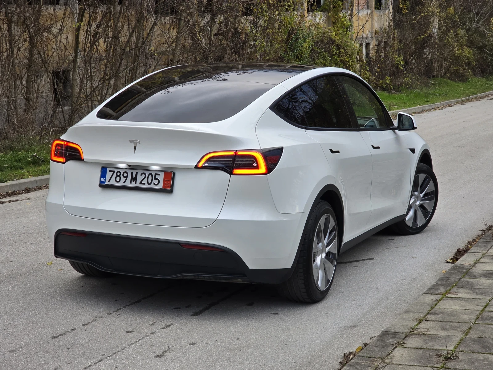 Tesla Model Y SR LFP  | Mobile.bg � ����������� 3