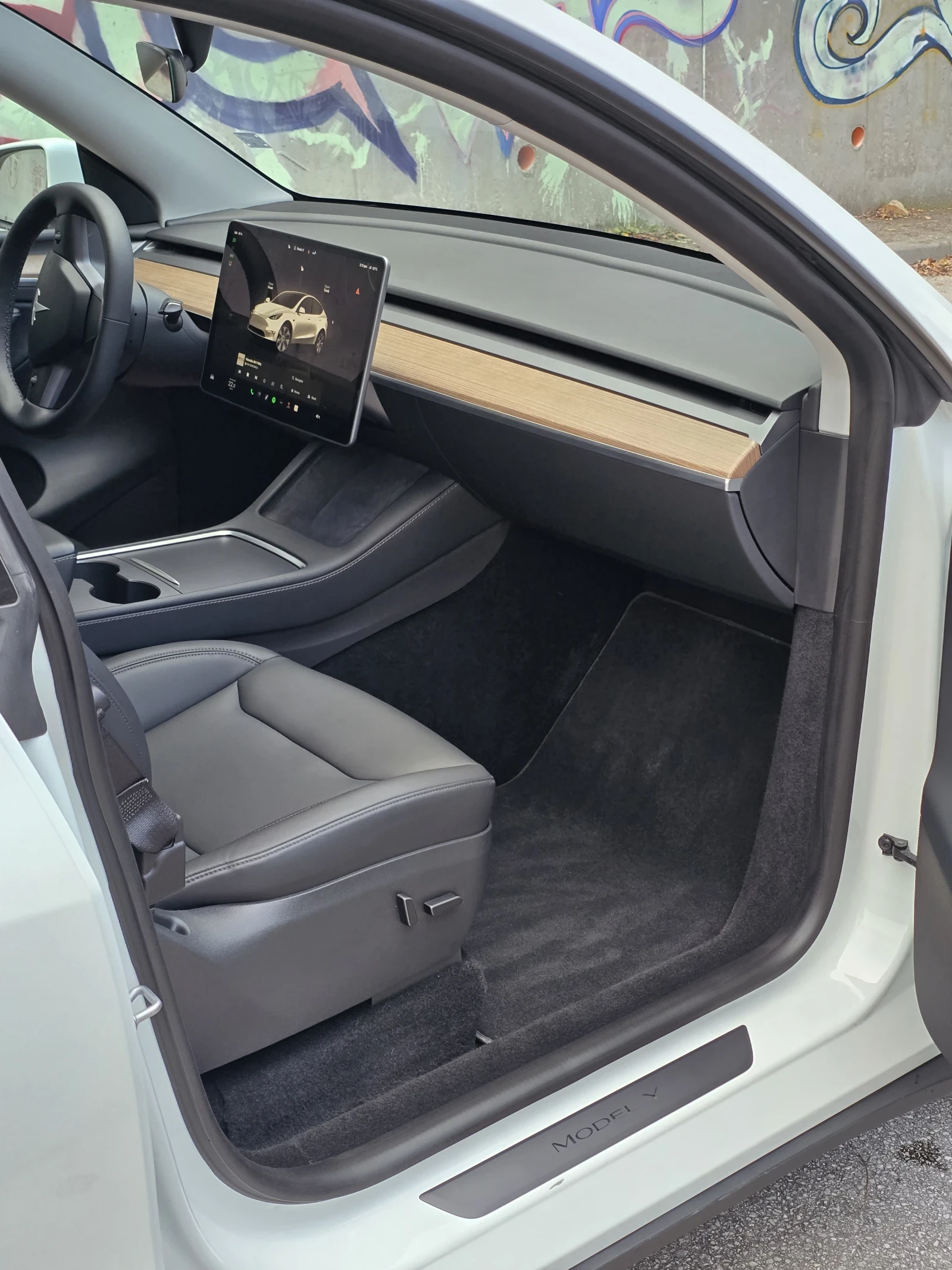 Tesla Model Y SR LFP  | Mobile.bg � ����������� 7