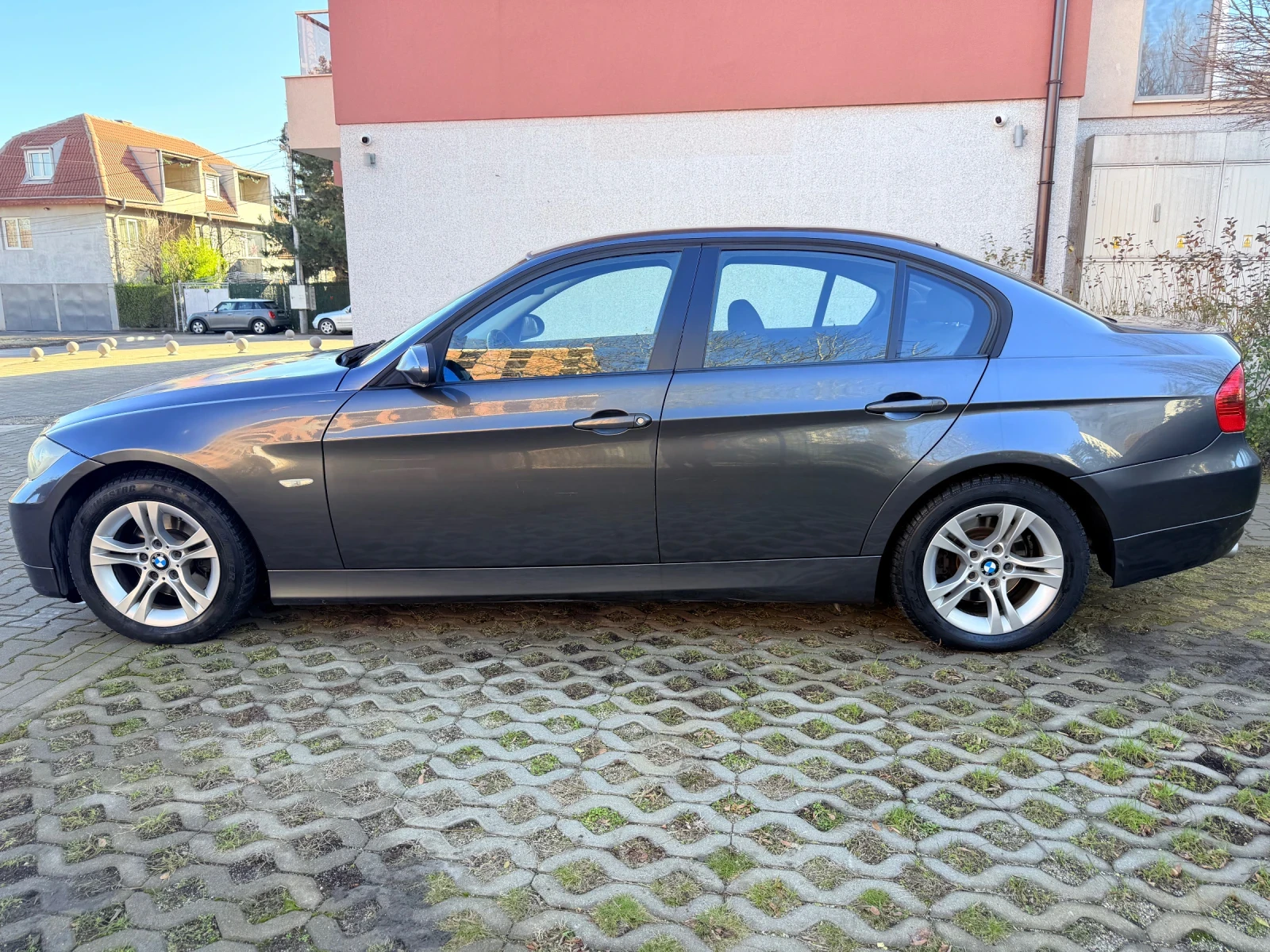 BMW 320 2007 г. 2.0 Дизел 163кс Автоматик   - изображение 7