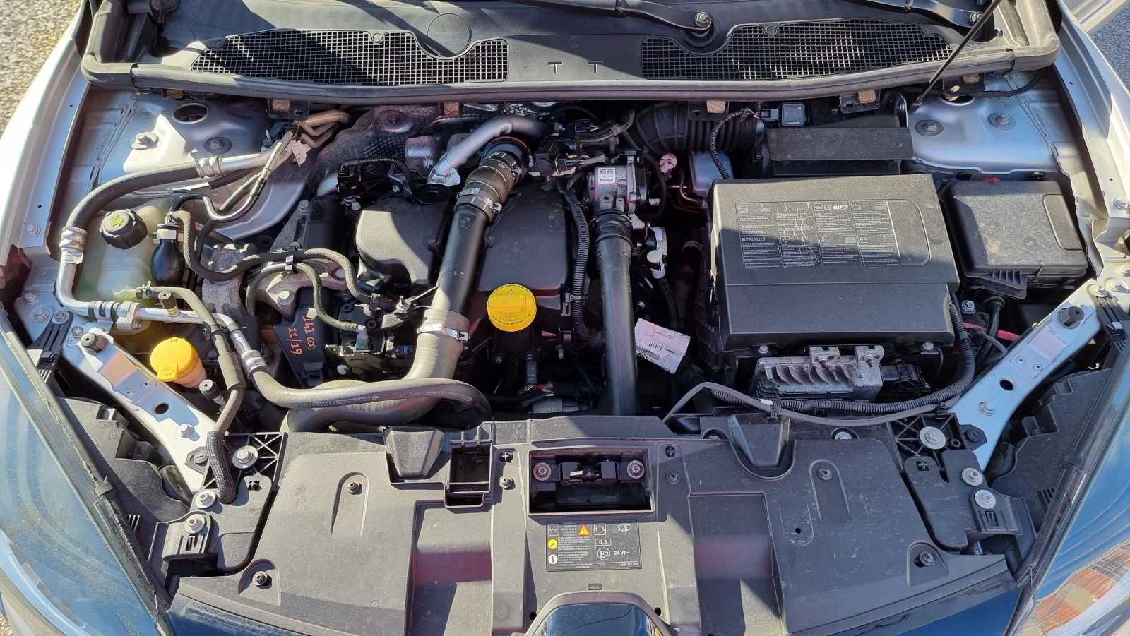 Renault Megane 1.5DCI SPORTOUR LIMITED , снимка 12 - Автомобили и джипове - 53731770