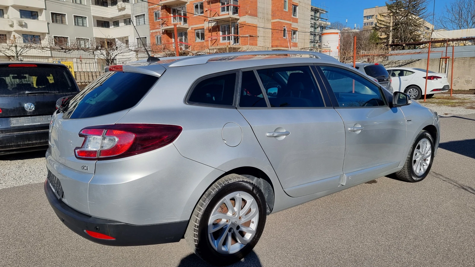 Renault Megane 1.5DCI SPORTOUR LIMITED  - изображение 4