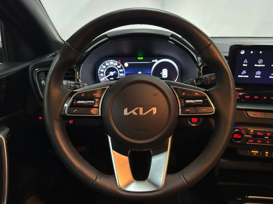 Kia Ceed 1.0 T-GDI, снимка 5 - Автомобили и джипове - 53817237