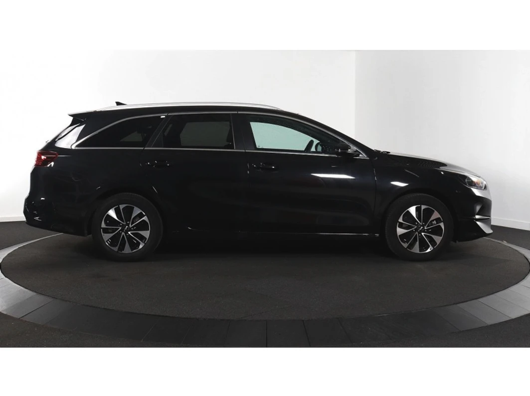 Kia Ceed 1.0 T-GDI, снимка 4 - Автомобили и джипове - 53817237