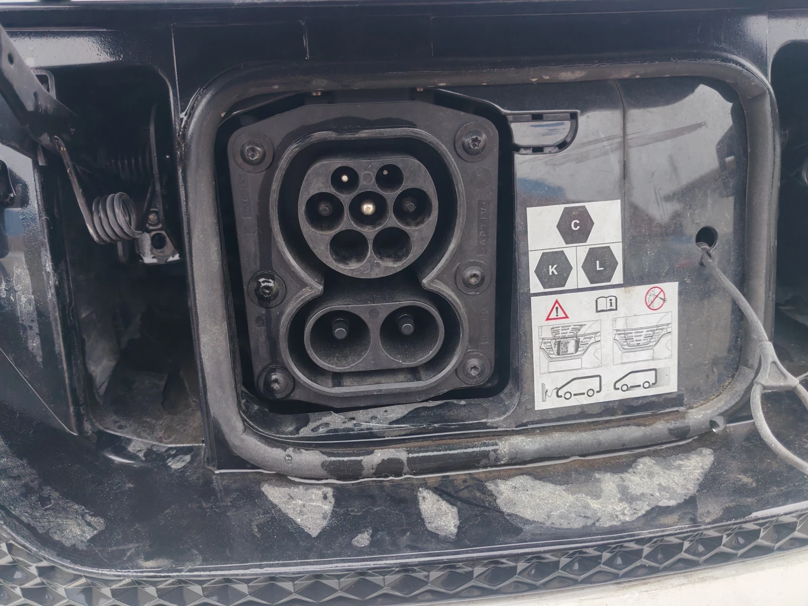 Dacia Spring Капарирано!, снимка 8 - Автомобили и джипове - 53952646