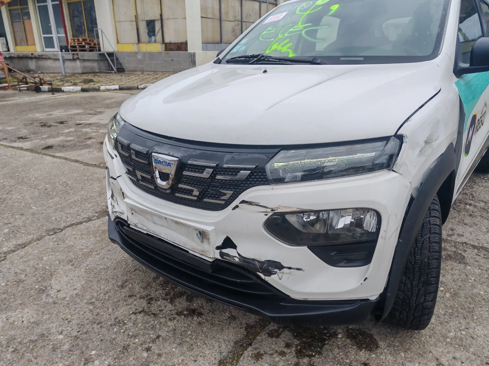 Dacia Spring Капарирано!, снимка 6 - Автомобили и джипове - 53952646