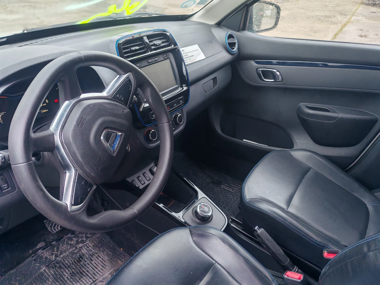 Dacia Spring Капарирано!, снимка 17 - Автомобили и джипове - 53952646