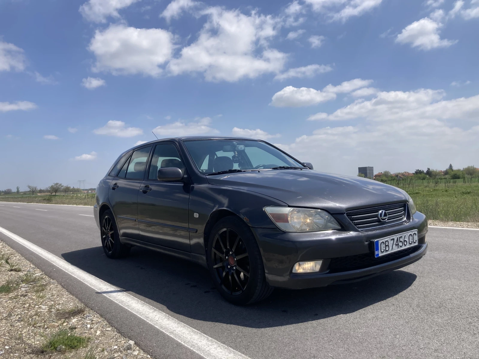 Lexus IS 200, снимка 4 - Автомобили и джипове - 54332550