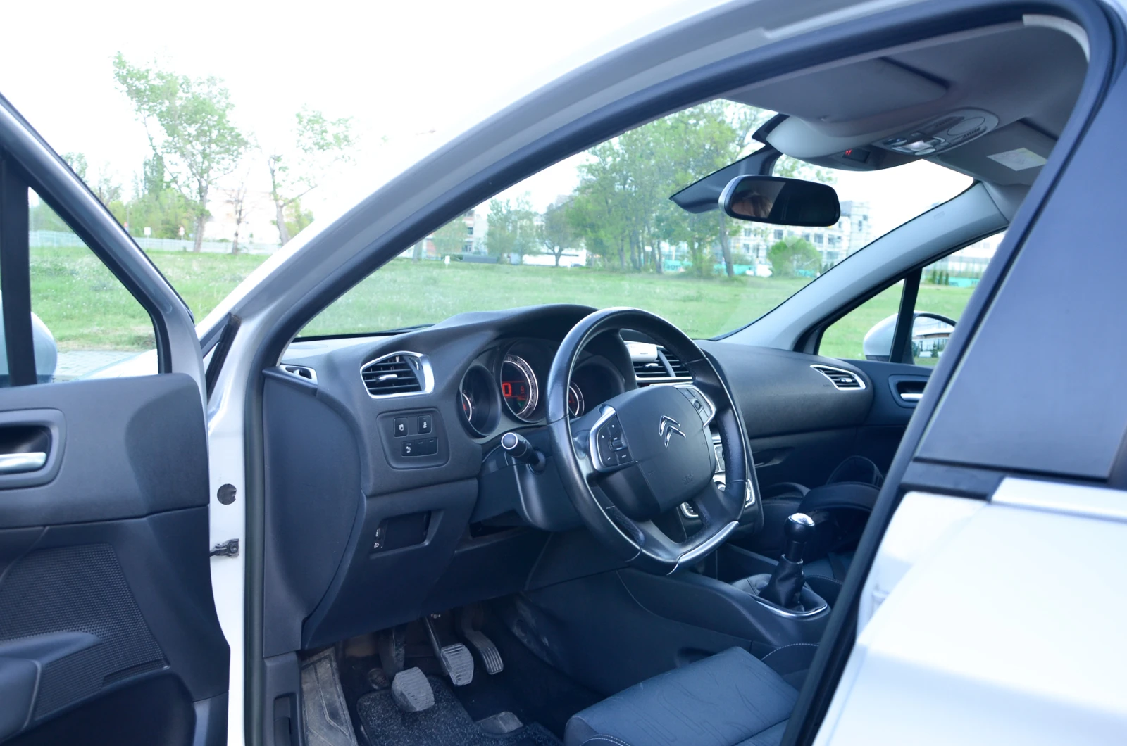 Citroen C4, снимка 7 - Автомобили и джипове - 54443860