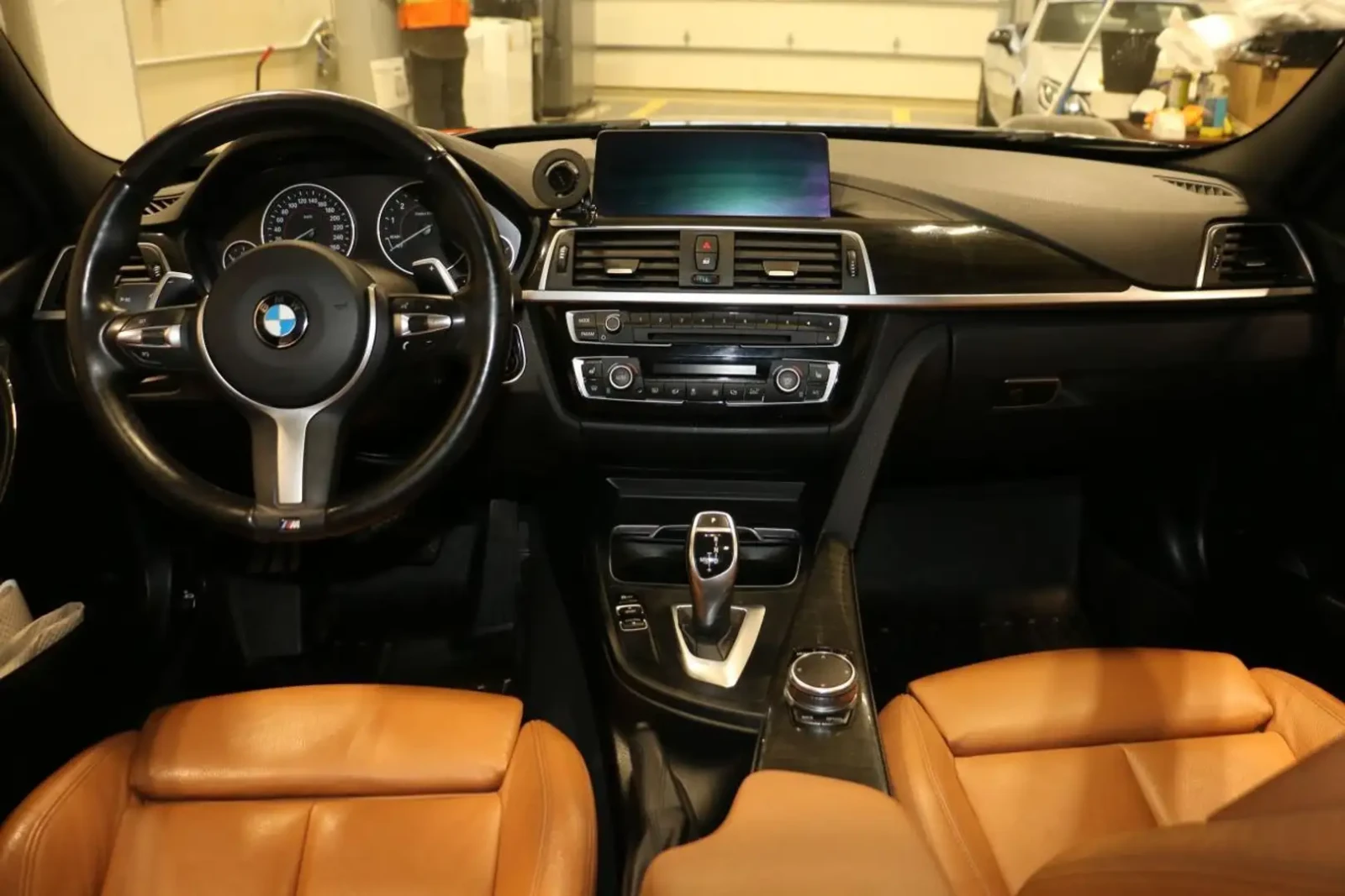 BMW 340 xDrive - M-Pack, снимка 5 - Автомобили и джипове - 54607099