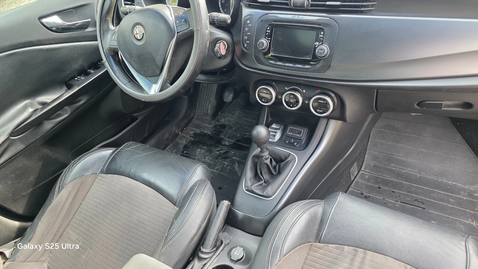 Alfa Romeo Giulietta 1.6d full, снимка 14 - Автомобили и джипове - 54783095