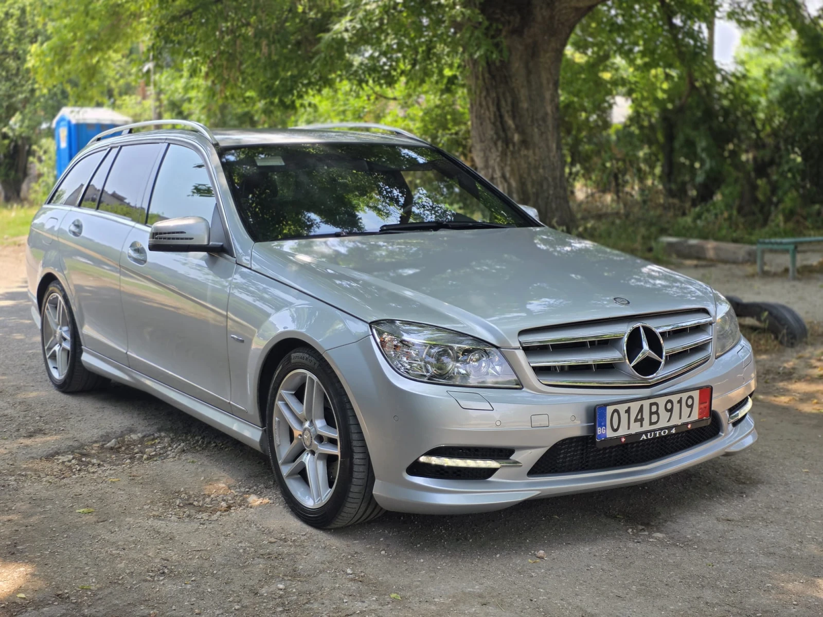 Mercedes-Benz C 250 AMG* 4Matic* SWISS* FULL* , снимка 3 - Автомобили и джипове - 54799729