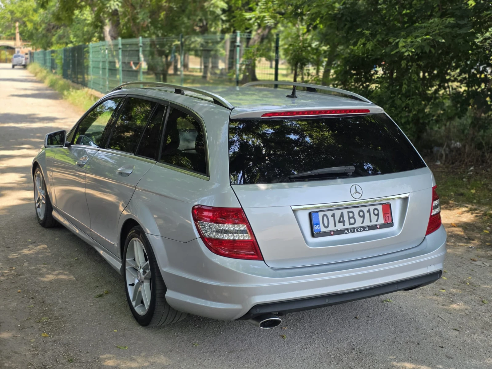 Mercedes-Benz C 250 AMG* 4Matic* SWISS* FULL* , снимка 4 - Автомобили и джипове - 54799729