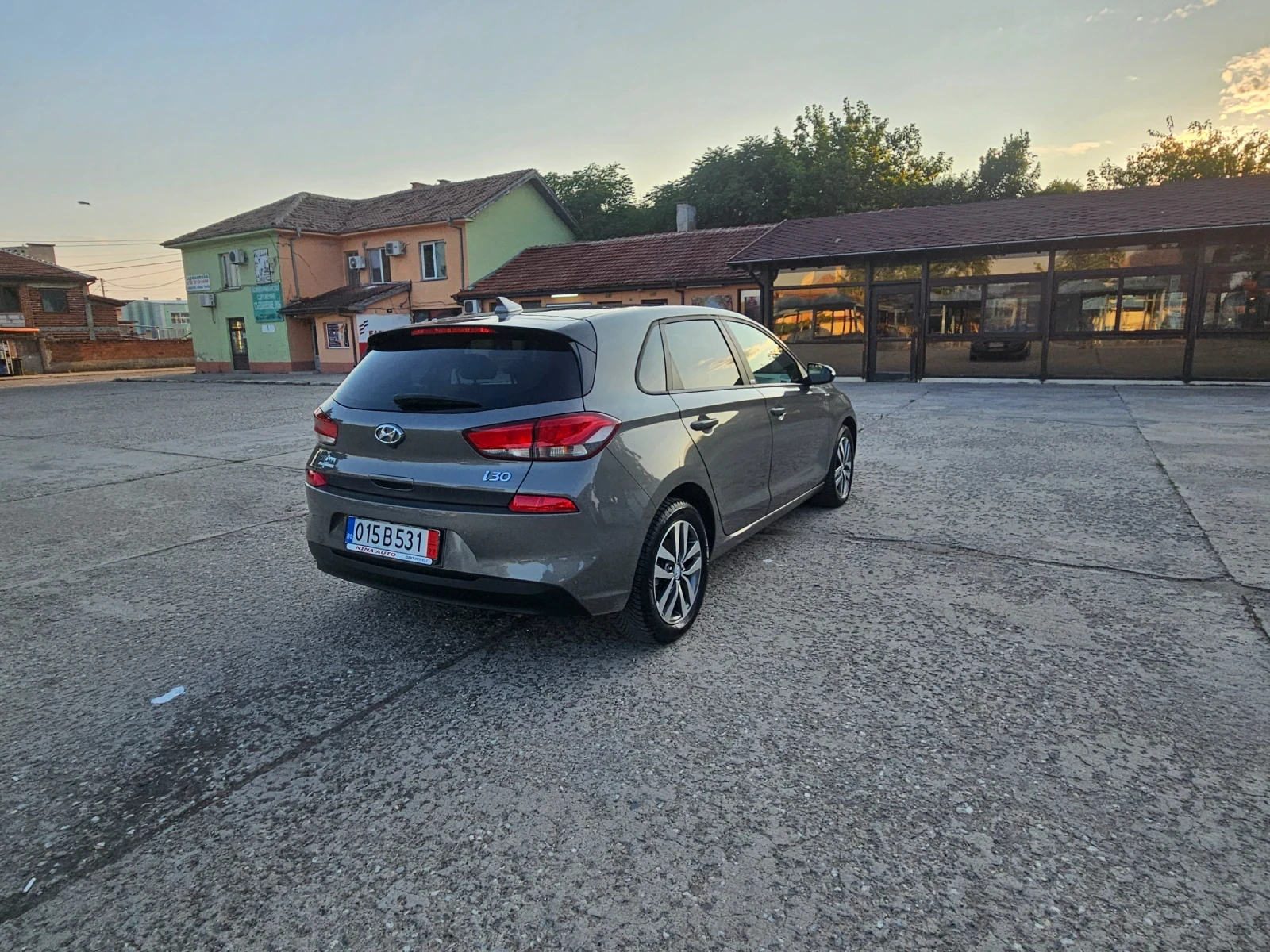 Hyundai I30 45000 km, снимка 6 - Автомобили и джипове - 55190504
