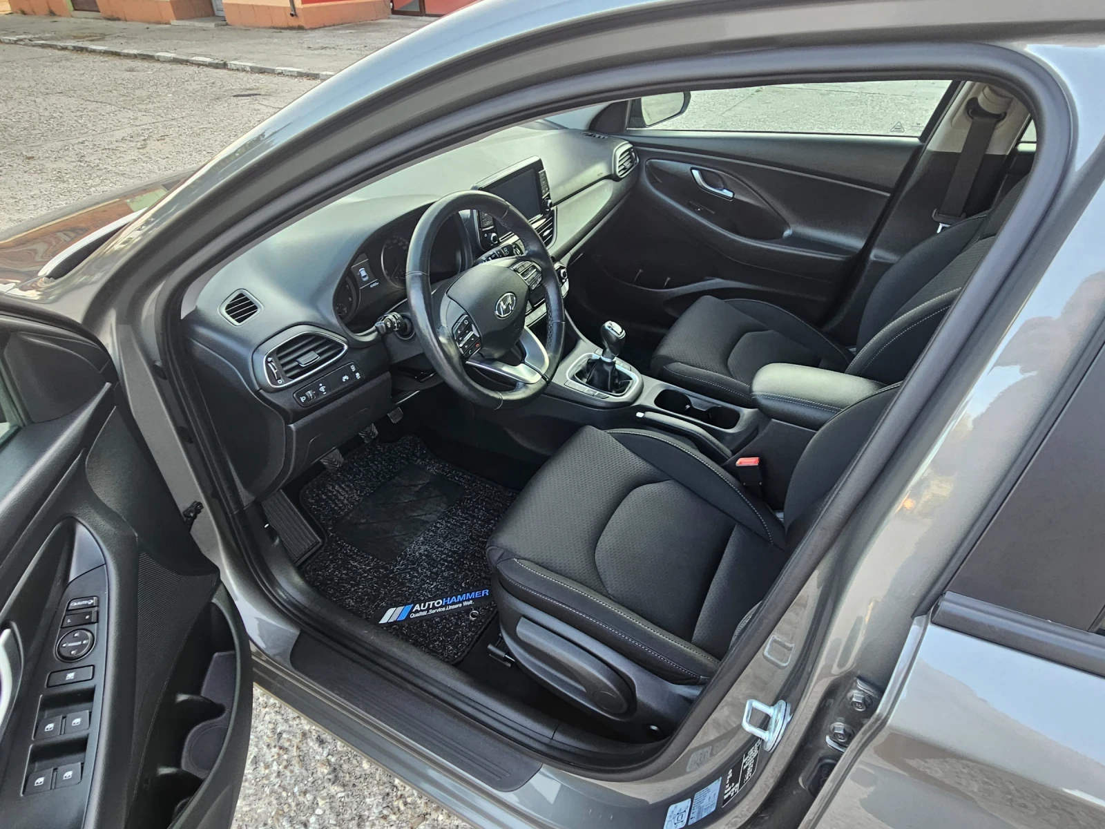 Hyundai I30 45000 km, снимка 11 - Автомобили и джипове - 55190504