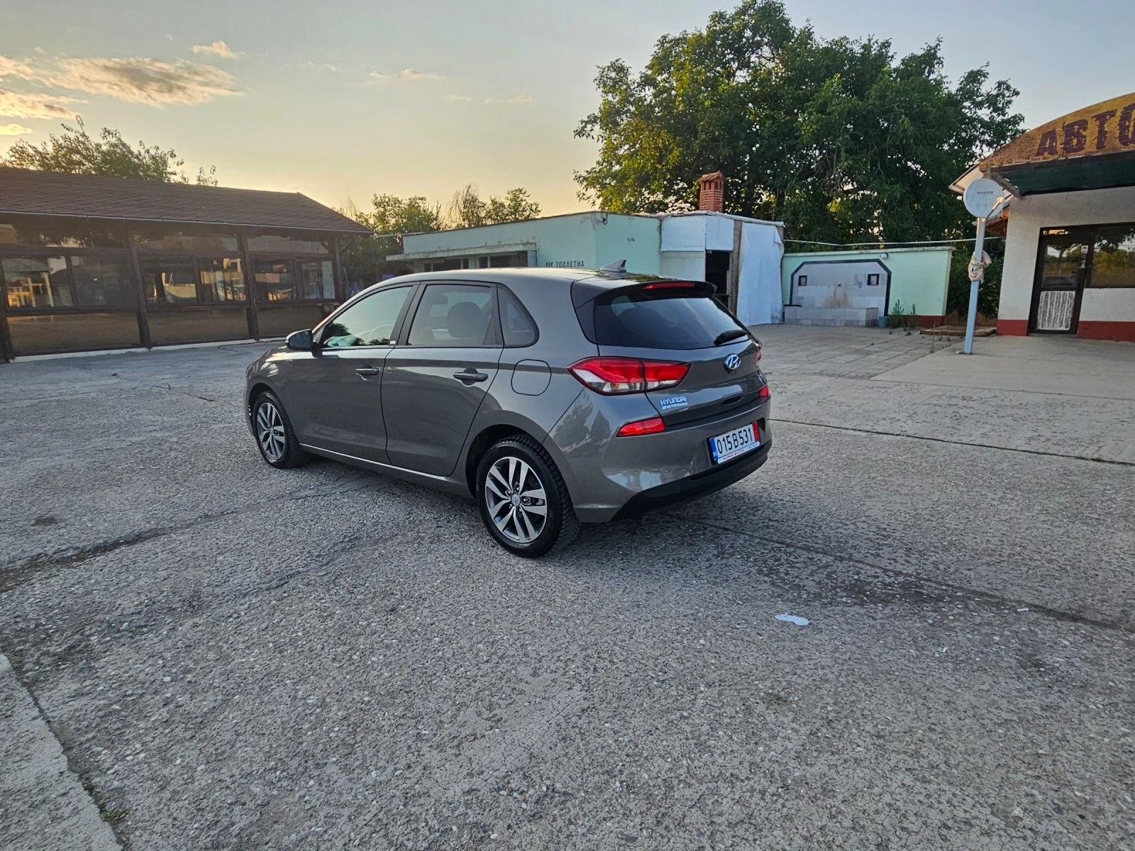 Hyundai I30 45000 km, снимка 4 - Автомобили и джипове - 55190504