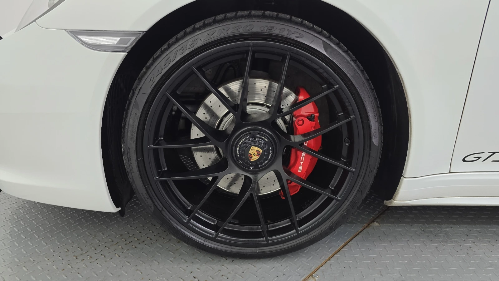 Porsche 911 Carrera 4 GTS* BOSE* ПОДГРЕВ ВОЛАН* КРАЙНА ЦЕНА, снимка 5 - Автомобили и джипове - 55349687