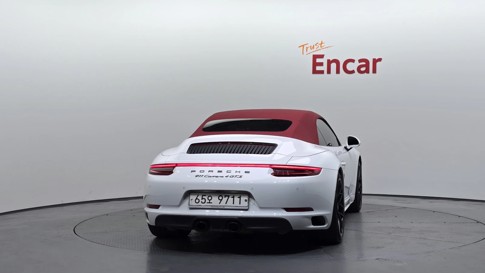 Porsche 911 Carrera 4 GTS* BOSE* ПОДГРЕВ ВОЛАН* КРАЙНА ЦЕНА, снимка 4 - Автомобили и джипове - 55349687